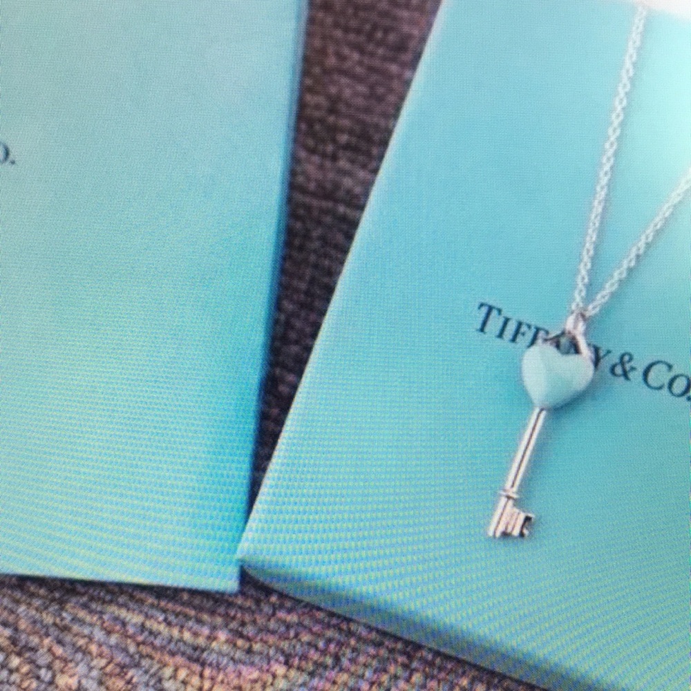Tiffany & Co Heart Key Pendant Necklace in Tiffany Blue